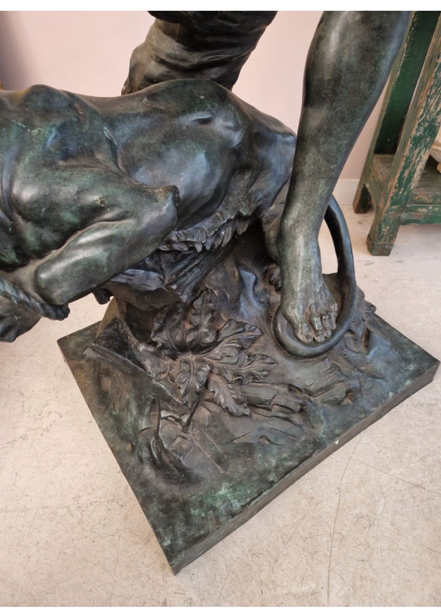 Bronze monumental représentant David terrassant le lion de Némée -photo-7