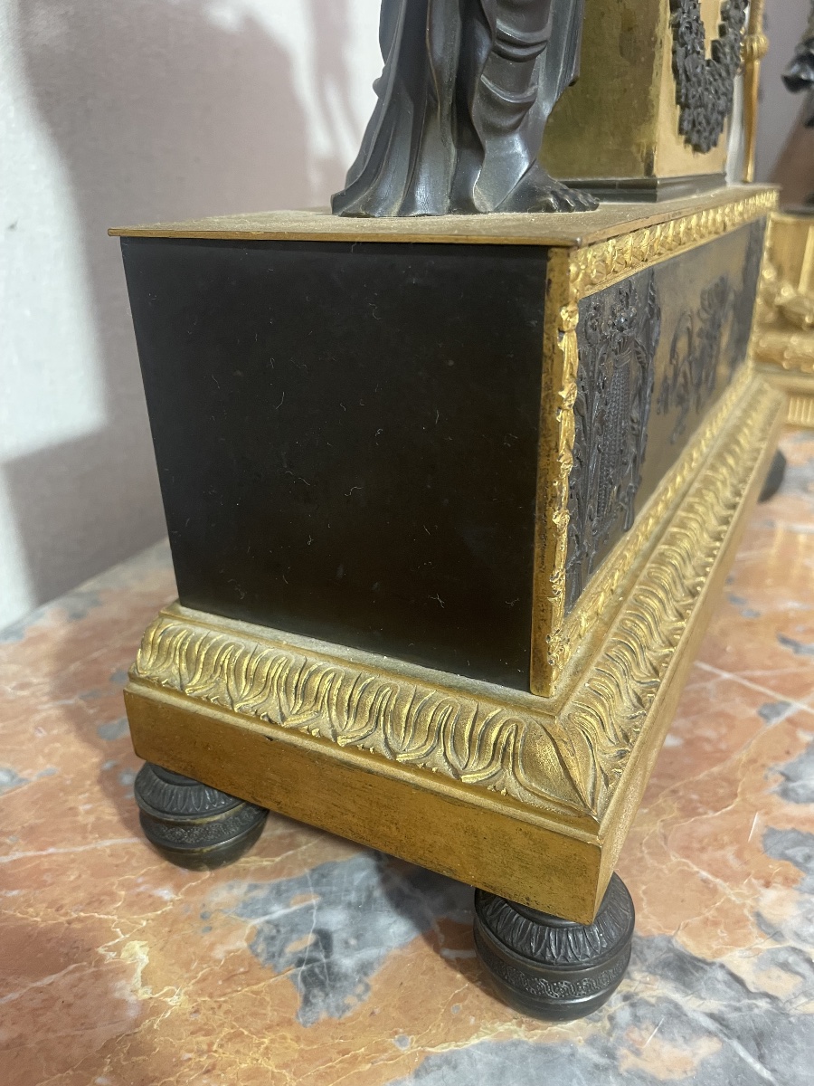 Empire-era Bronze Clock With Two Patinas -photo-6