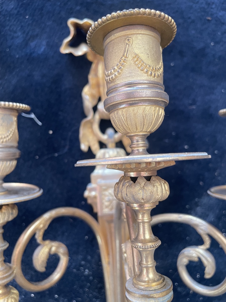 Pair Of Louis XVI-style Wall Sconces In Gilded Bronze -photo-3