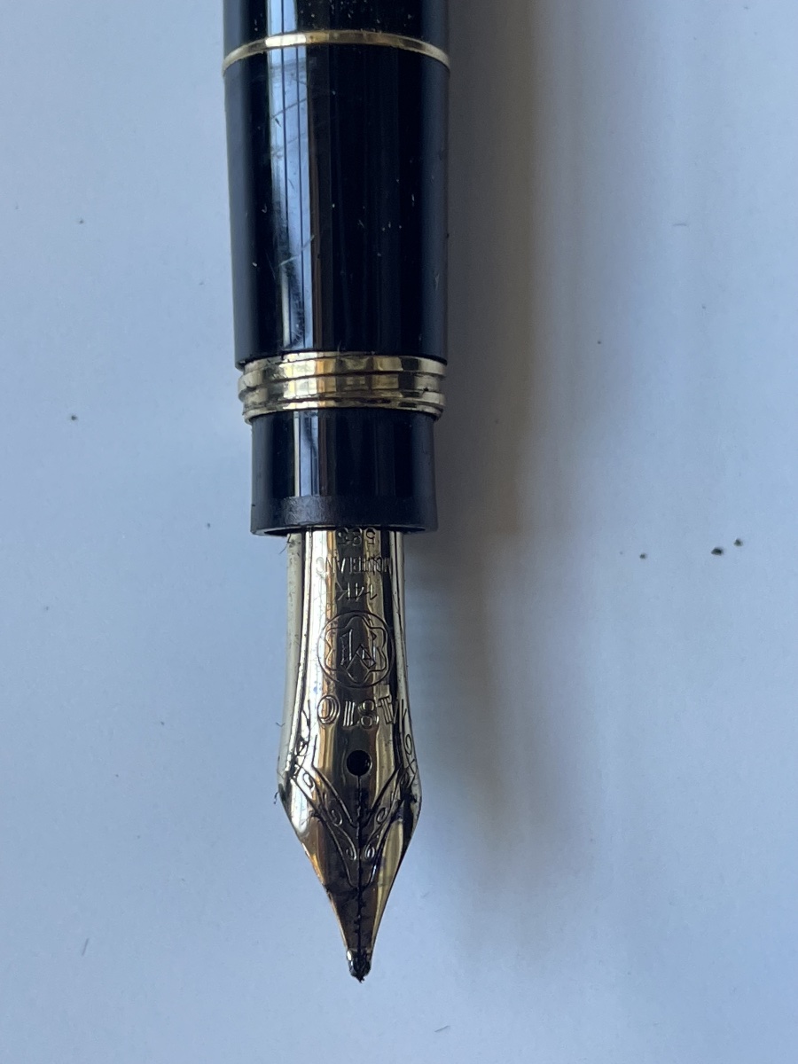 Stylo plume de marque Mont Blanc dans sa boîte d’origine -photo-4