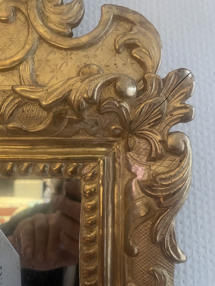 Miroir d’époque Louis XV en bois sculpté et doré -photo-2