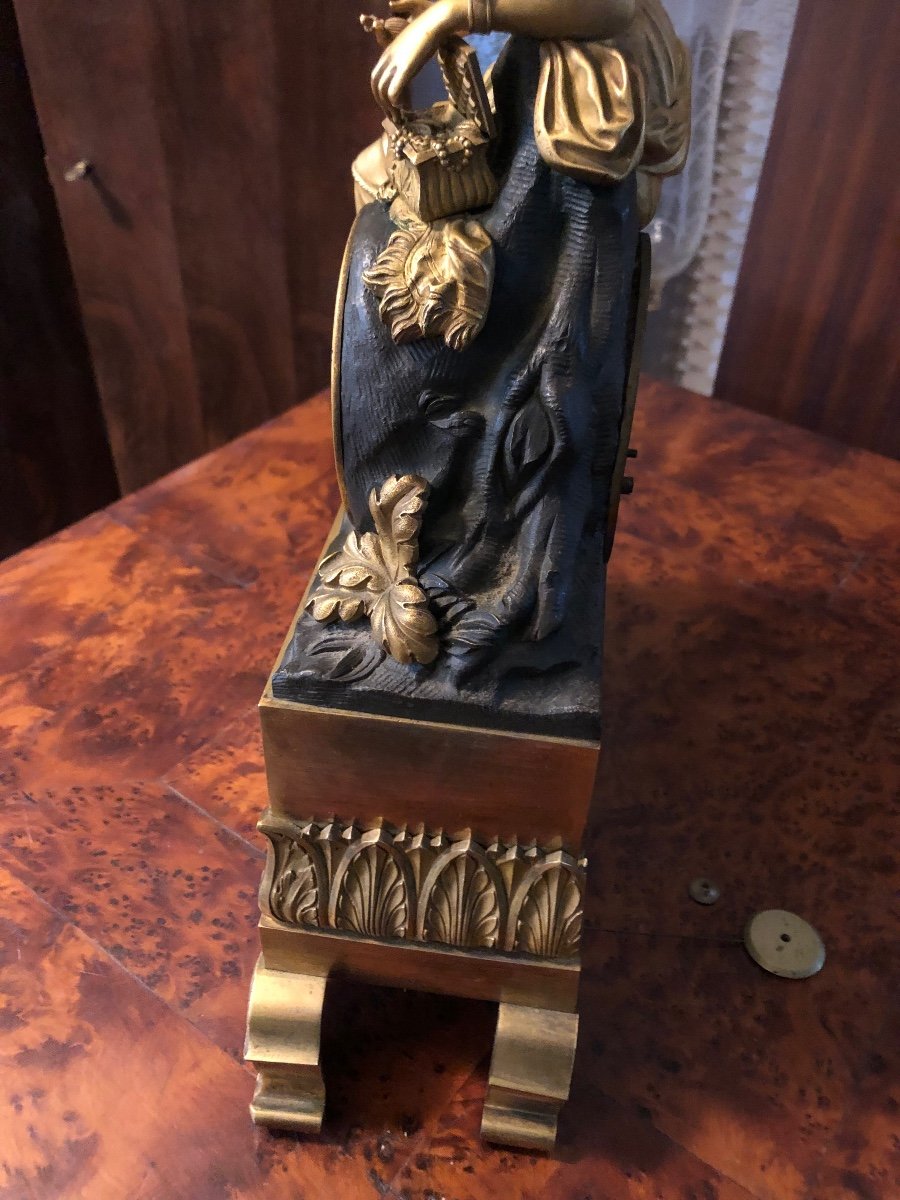 Gilt Bronze Clock “woman With Jewels” From The Restoration Period -photo-2