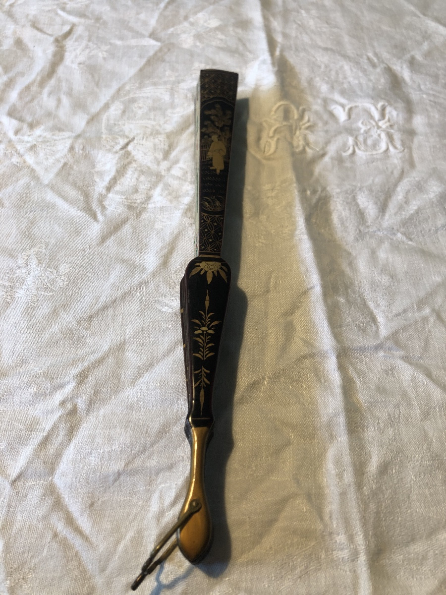Chinese Fan With Painted And Lacquered Decoration-photo-6