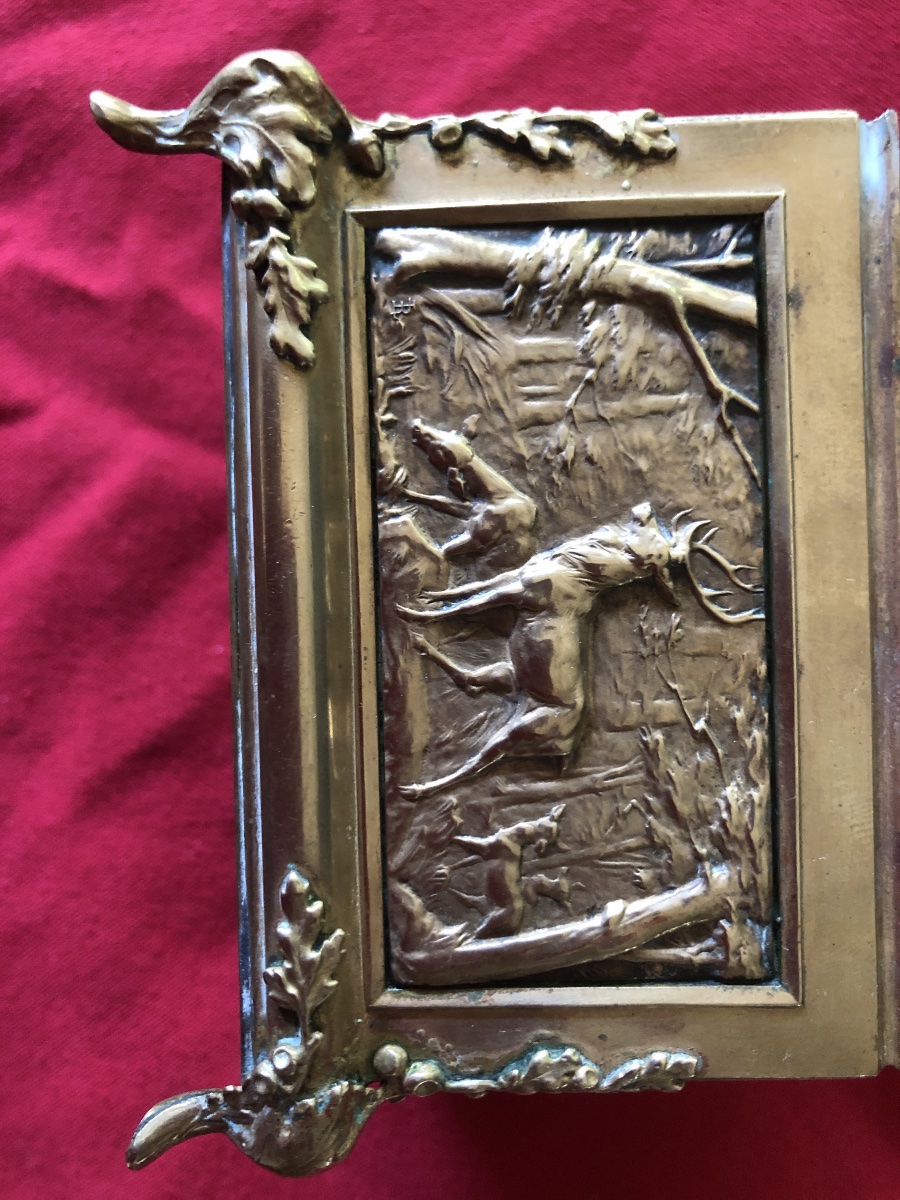 Coffret en bronze à décor d’animaux sauvage-photo-2