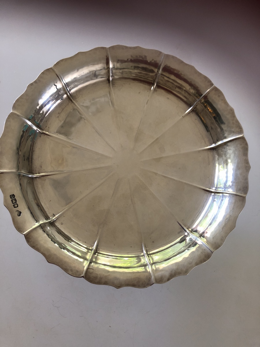 Coupe sur piédouche en argent anglais de la maison goldsmith