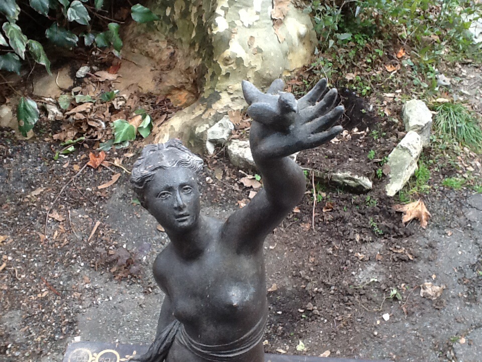 Sculpture Terracotta Woman And Bird-photo-2