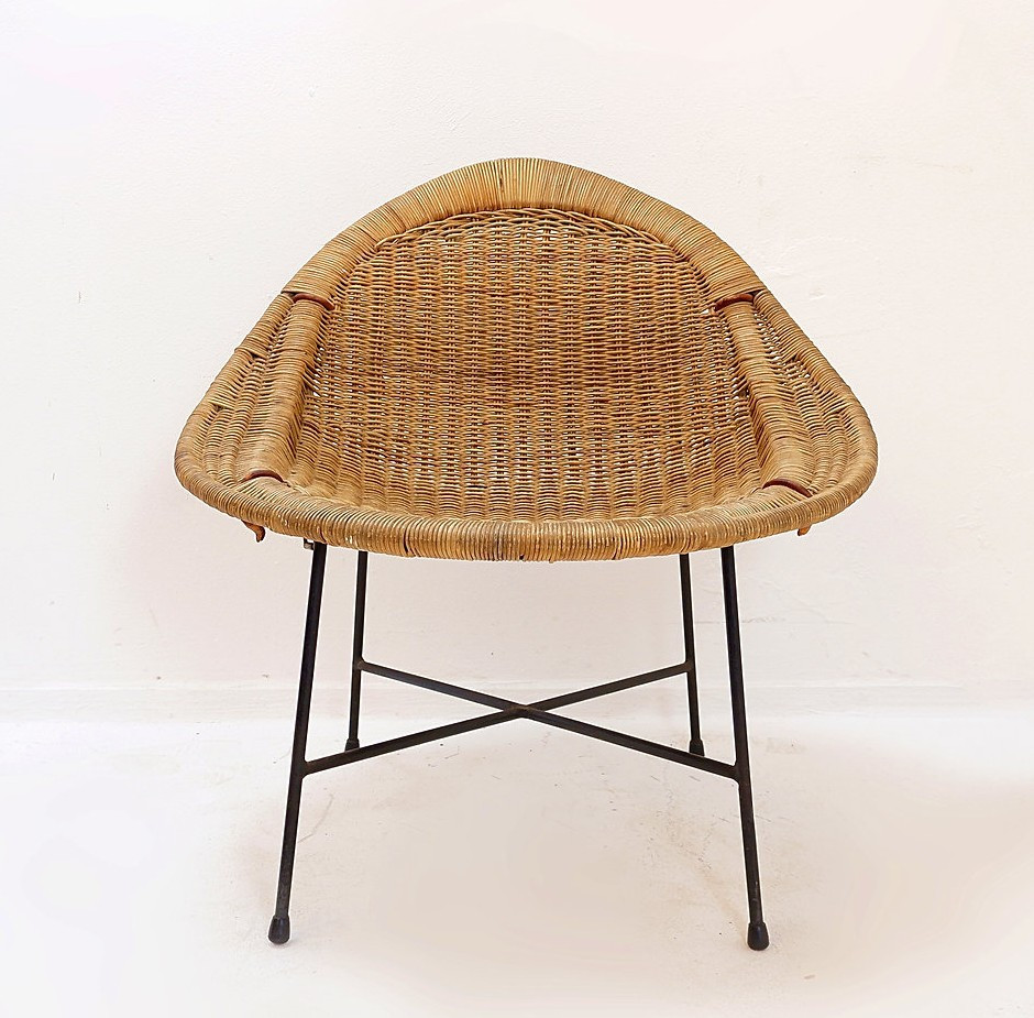 Fauteuil Lilla Kraal par Kerstin Horlin Holmquist / Nordiska Kompaniet, années 1950