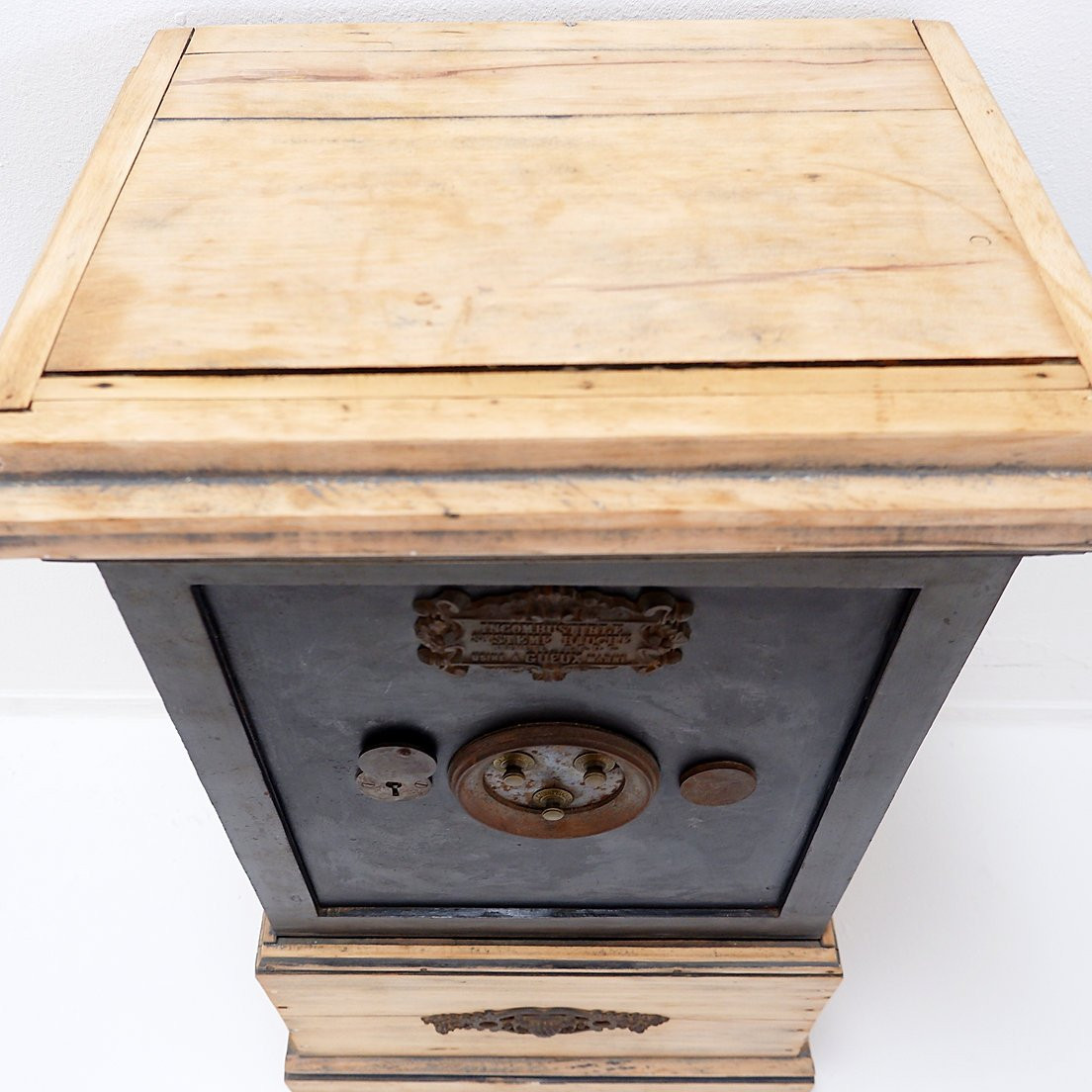 Antique Safe, “incombustible Bauche”, Early 20th Century-photo-2