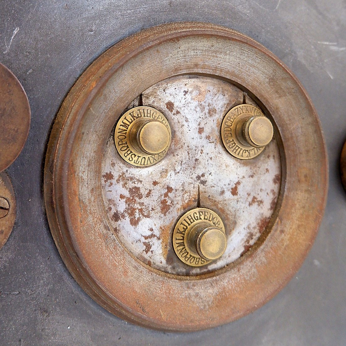 Antique Safe, “incombustible Bauche”, Early 20th Century-photo-4