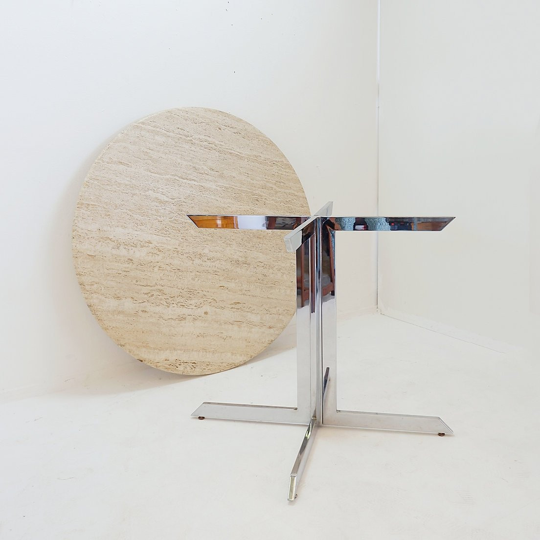 Table de salle à manger ronde en travertin avec piètement chromé, années 1970 - Ø 120 cm-photo-2