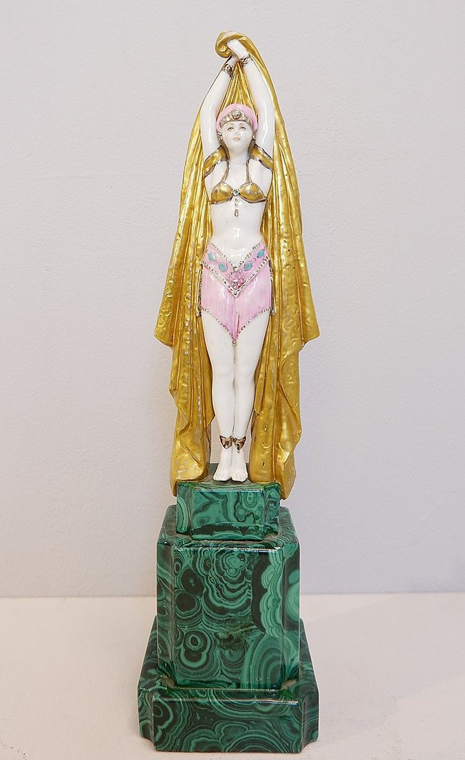 Antinea Art Deco Porcelain Statue-photo-1