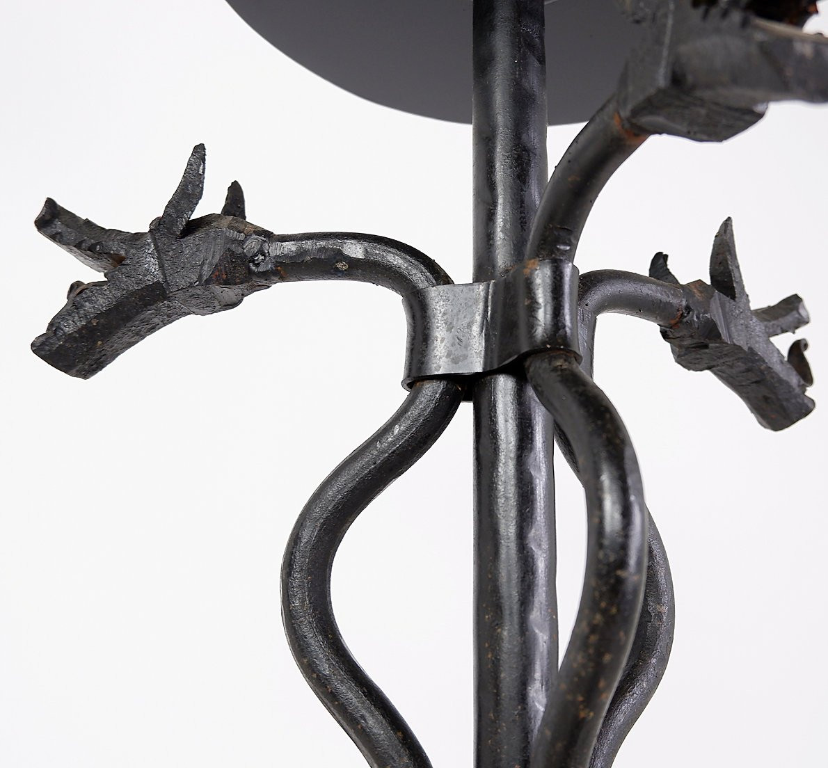 Wrought Iron Candlestick With Dragon Decoration-photo-4