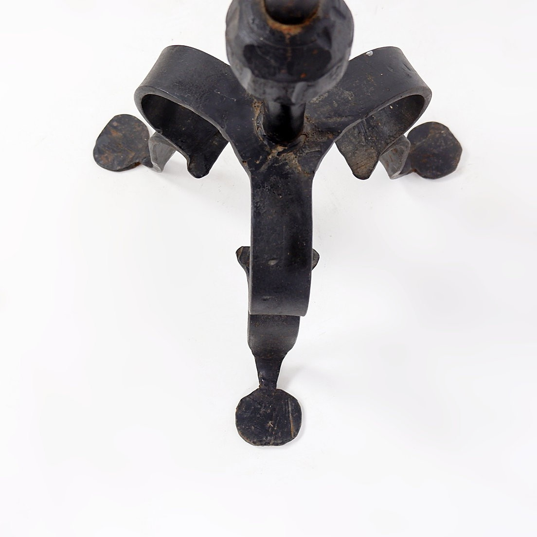 Wrought Iron Candlestick With Dragon Decoration-photo-2