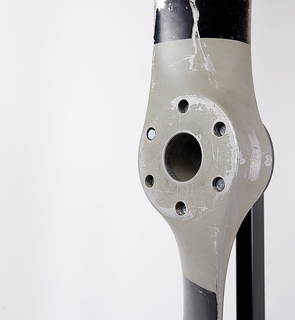 Sensenich “74dm6 0 58” Propellers Mounted On Display Stand-photo-6