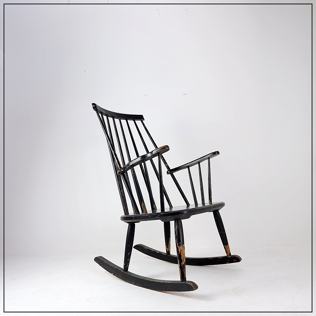 Mid-century Scandinavian Rocking Chair - 1960s