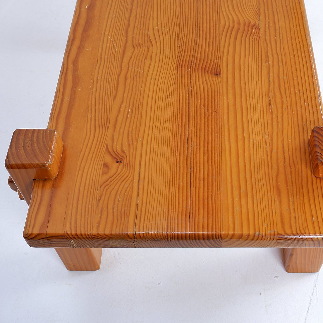 Vintage Brutalist Solid Pine Coffee Table From The 70s-photo-3