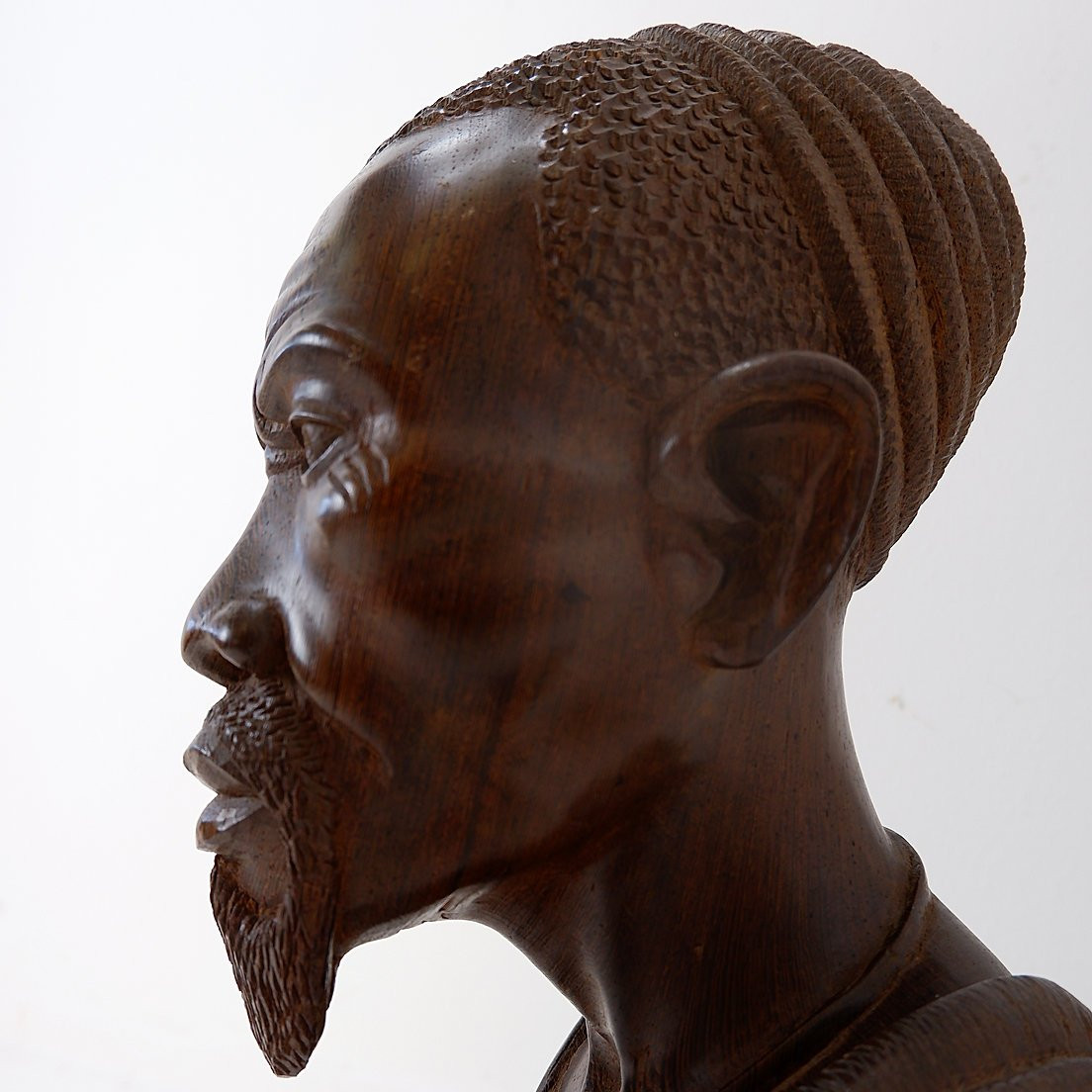 African Bust In Wenge, Mid-century Sculpture - Congo-photo-3