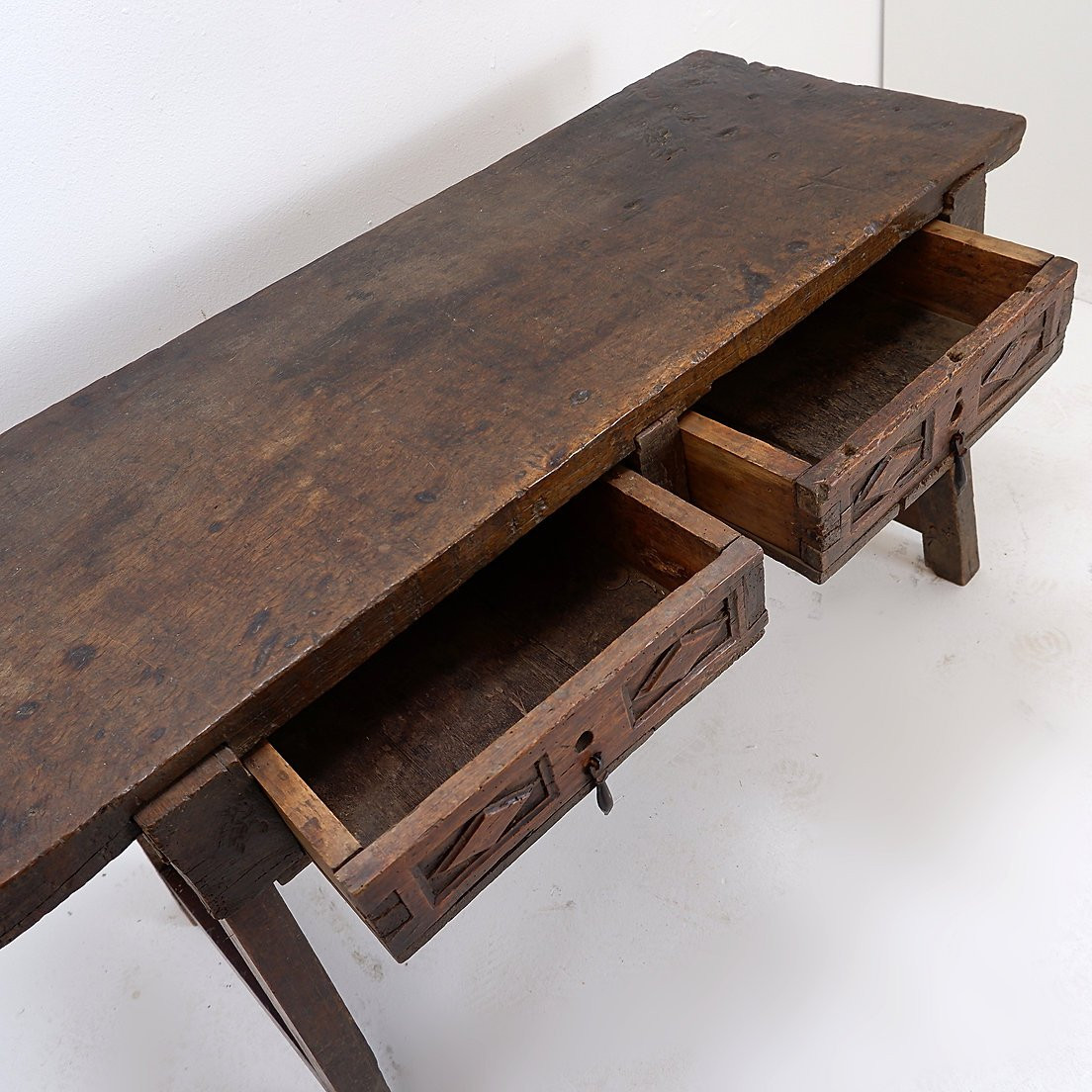 18th Century Spanish Console In Solid Oak-photo-3