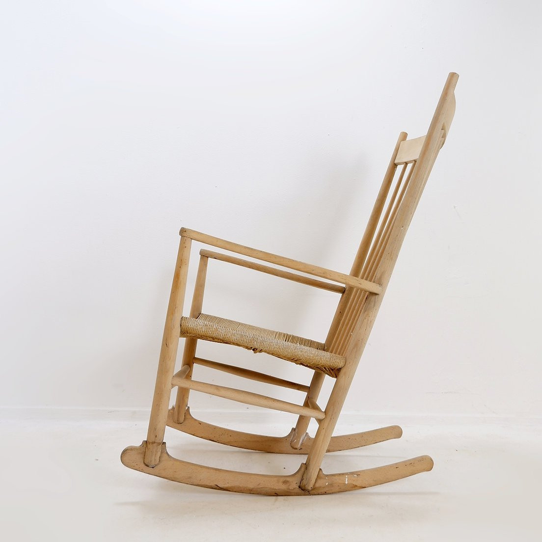 Fauteuil à bascule J16 de Hans Wegner par Kvist Mobler A/S, Danemark, 1970-photo-2