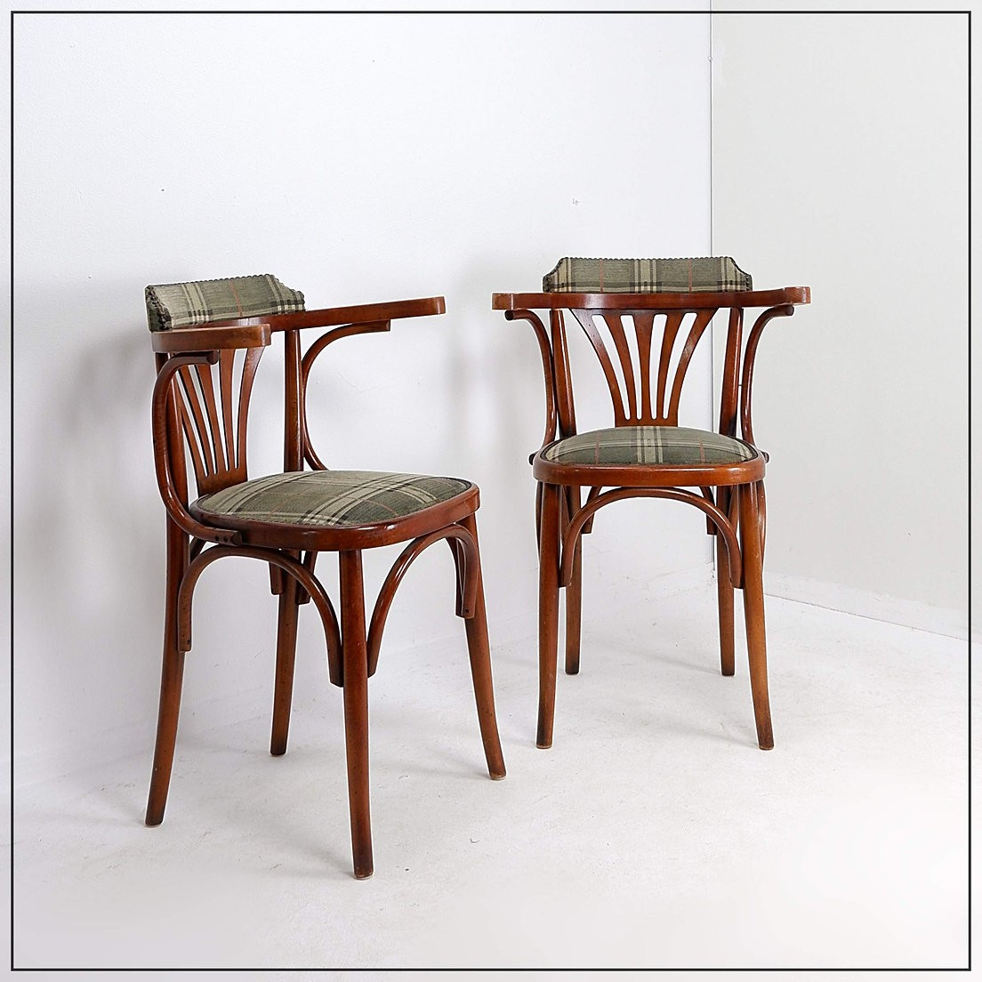 Paire de fauteuils « Palmette » en bois courbé - Hilma/Belgique
