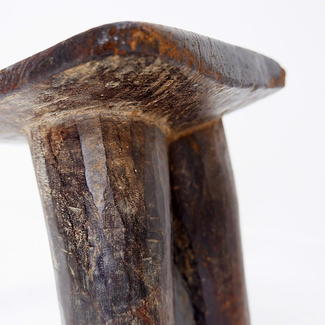 Tabouret tripode africain « Lobi » en bois du Burkina Faso-photo-4