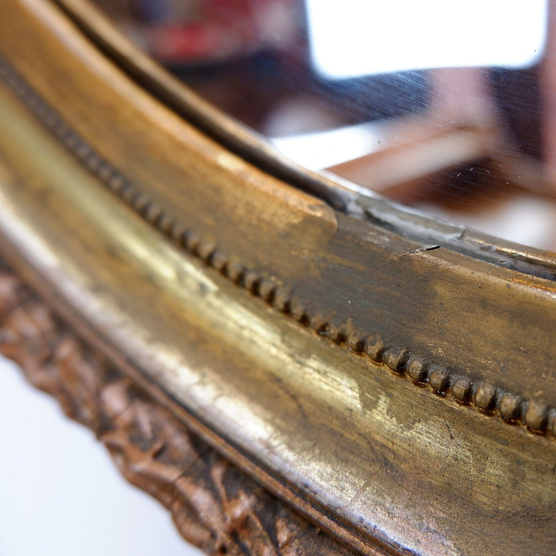 Miroir ovale « Nœud d'Amour » en bois et plâtre doré - xxème-photo-4