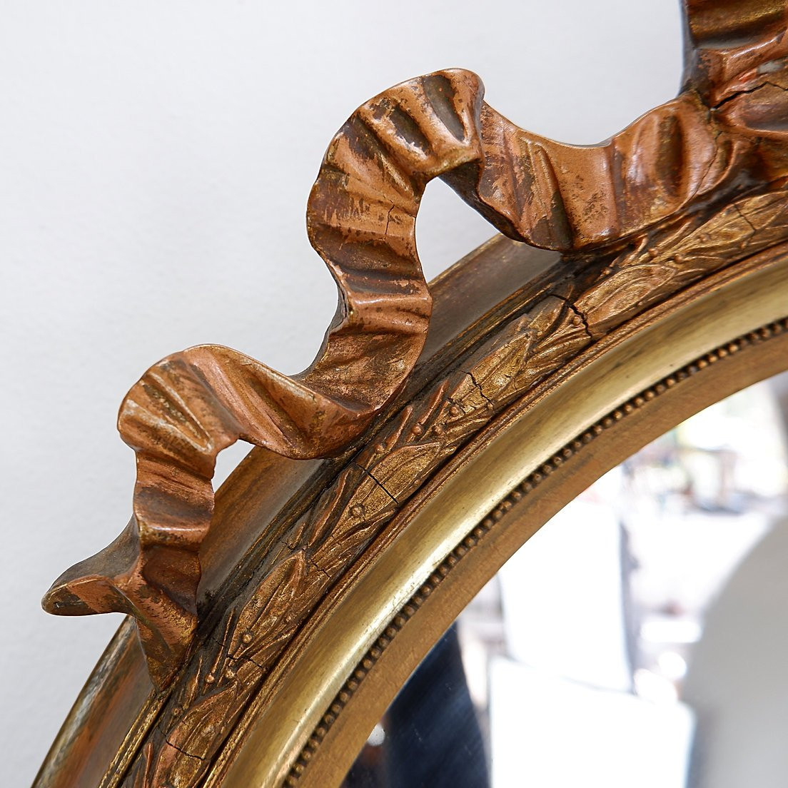 Miroir ovale « Nœud d'Amour » en bois et plâtre doré - xxème-photo-8
