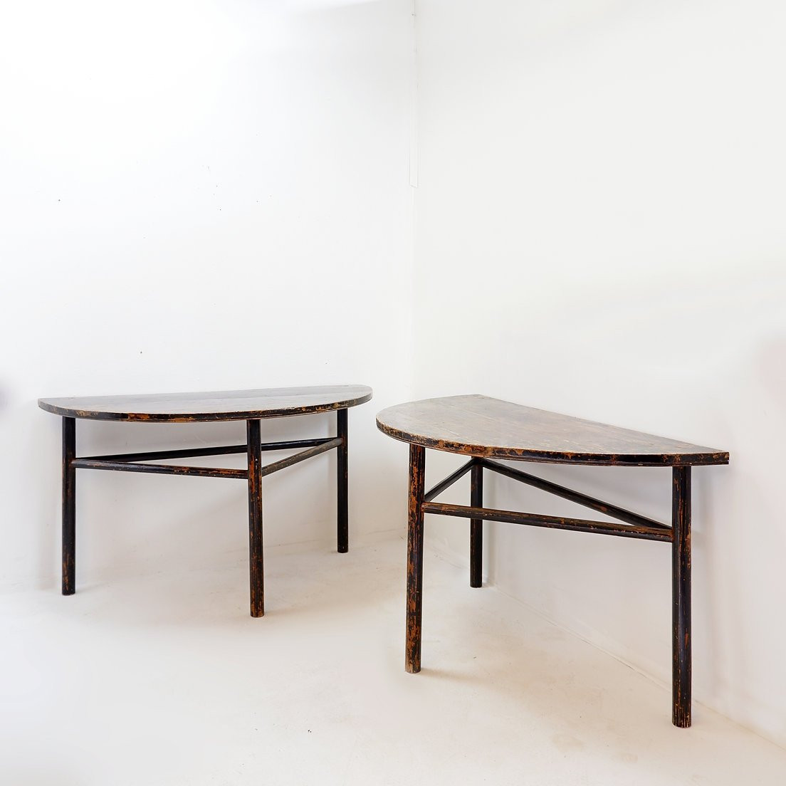 Paire de consoles chinoises en demi-lune / Table centrale et  1 chaise pliante de voyage-photo-2