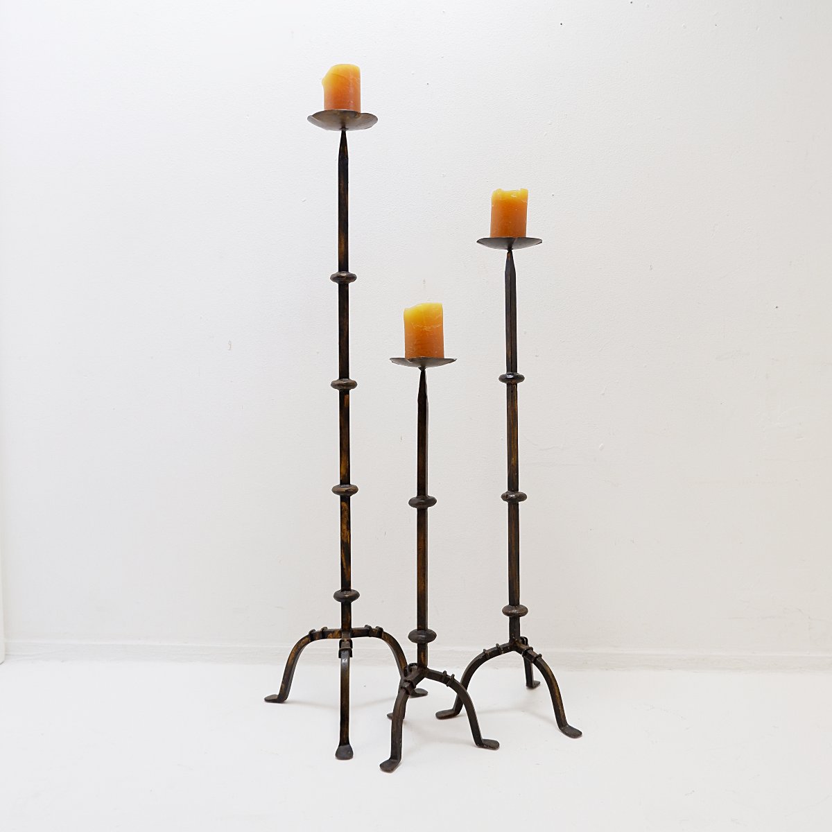 Set Of 3 Brutalist Tripod Candlesticks/candle Holders In Wrought Iron-photo-2