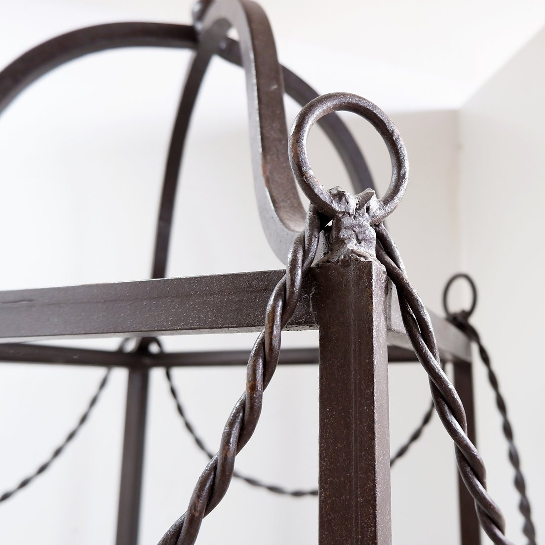 Pair Of Vintage Pagoda-style Shelves In Black Metal-photo-5