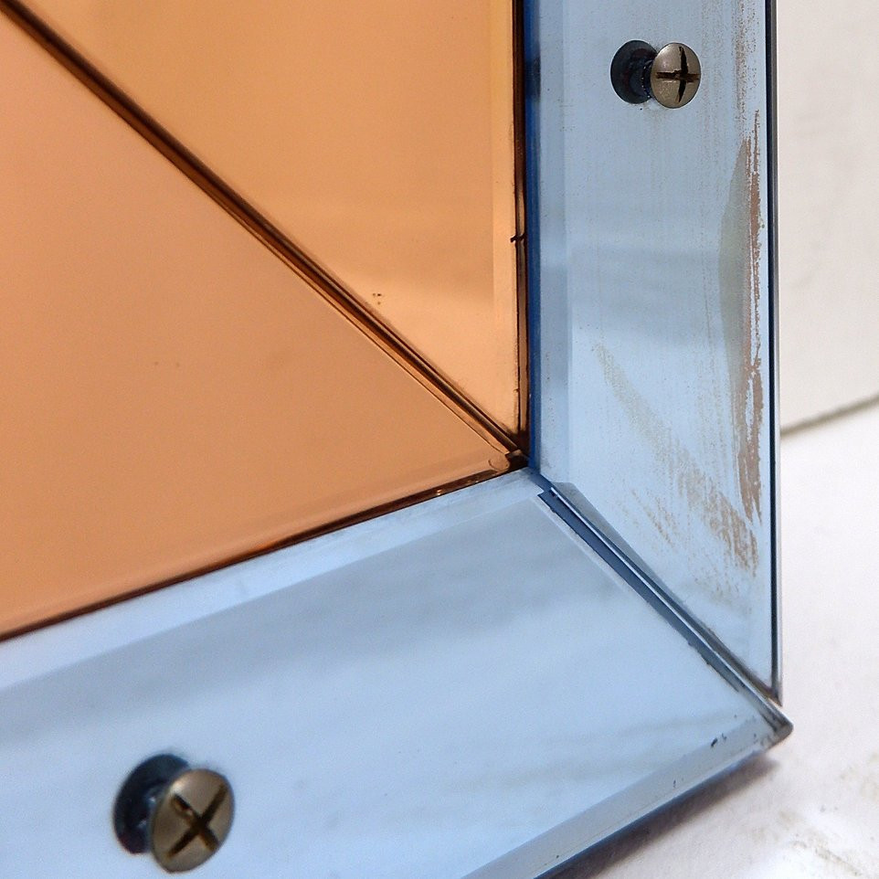 Miroir mural biseauté à panneaux de miroir bleus et cuivrés - Italie, années 1930-photo-1