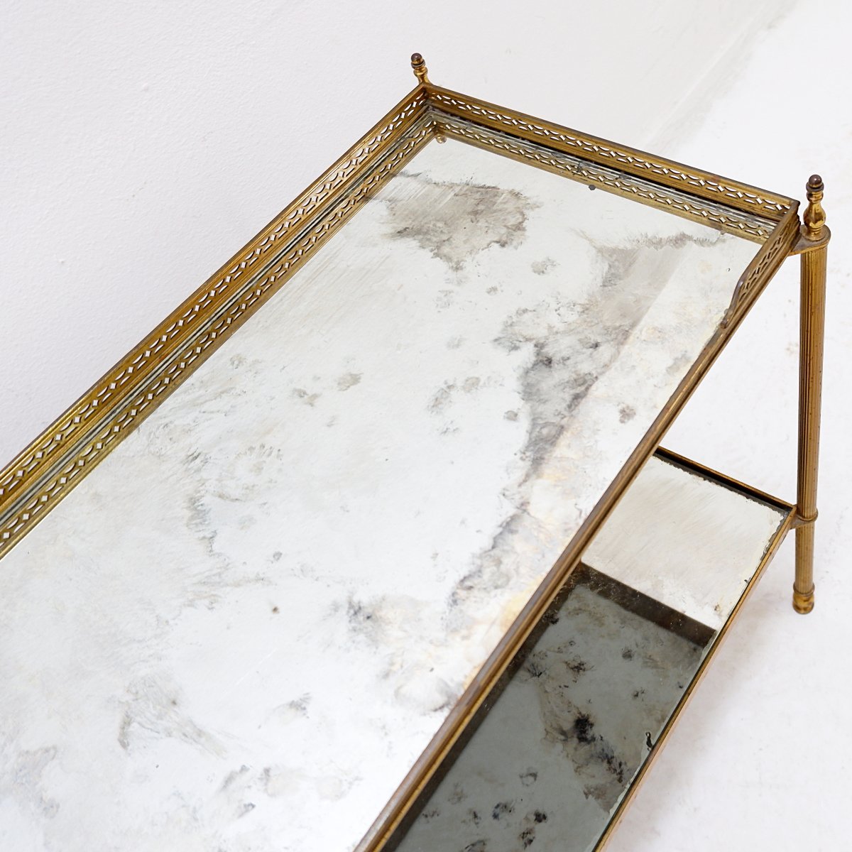 Table d'appoint à deux niveaux avec miroir en verre églomisé, par Maison Jansen, France-photo-4