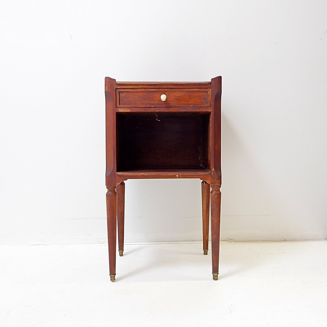 Table de chevet ancienne de style Louis XVI-photo-4