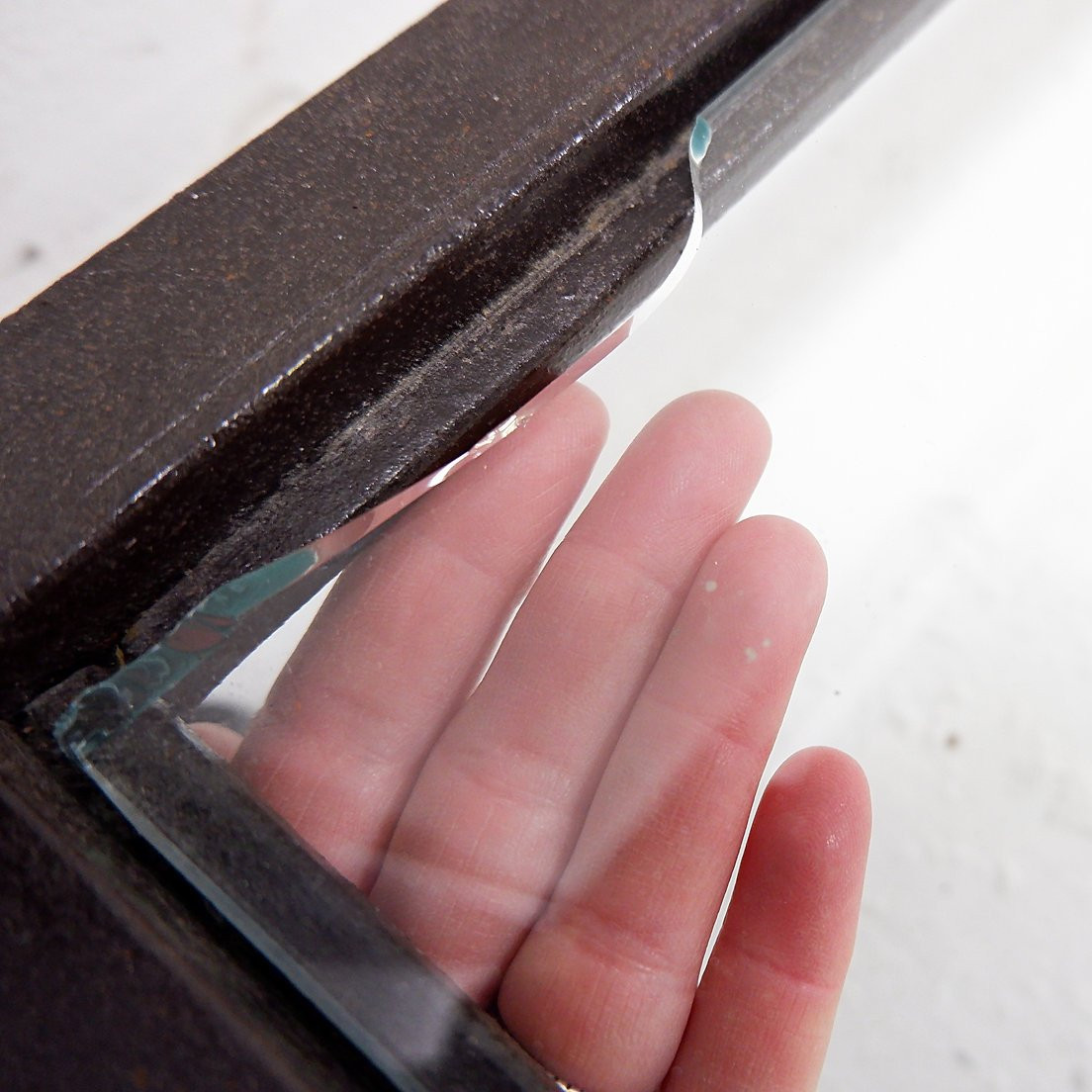 Vintage Pagoda-style Shelves In Black Metal-photo-6