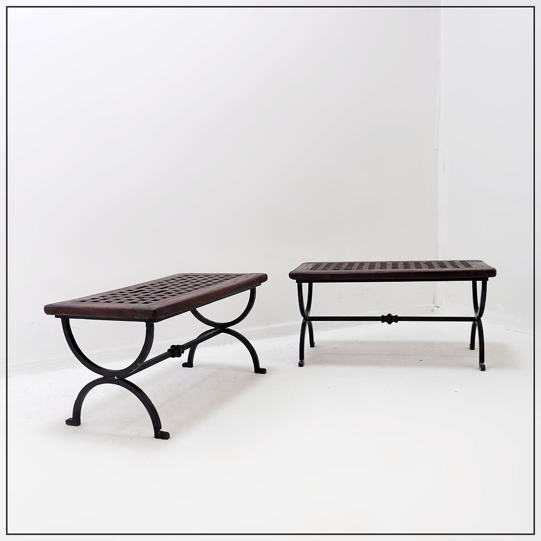 Set Of 2 Solid Wood Benches With An Openwork Design And Wrought Iron Legs-photo-4