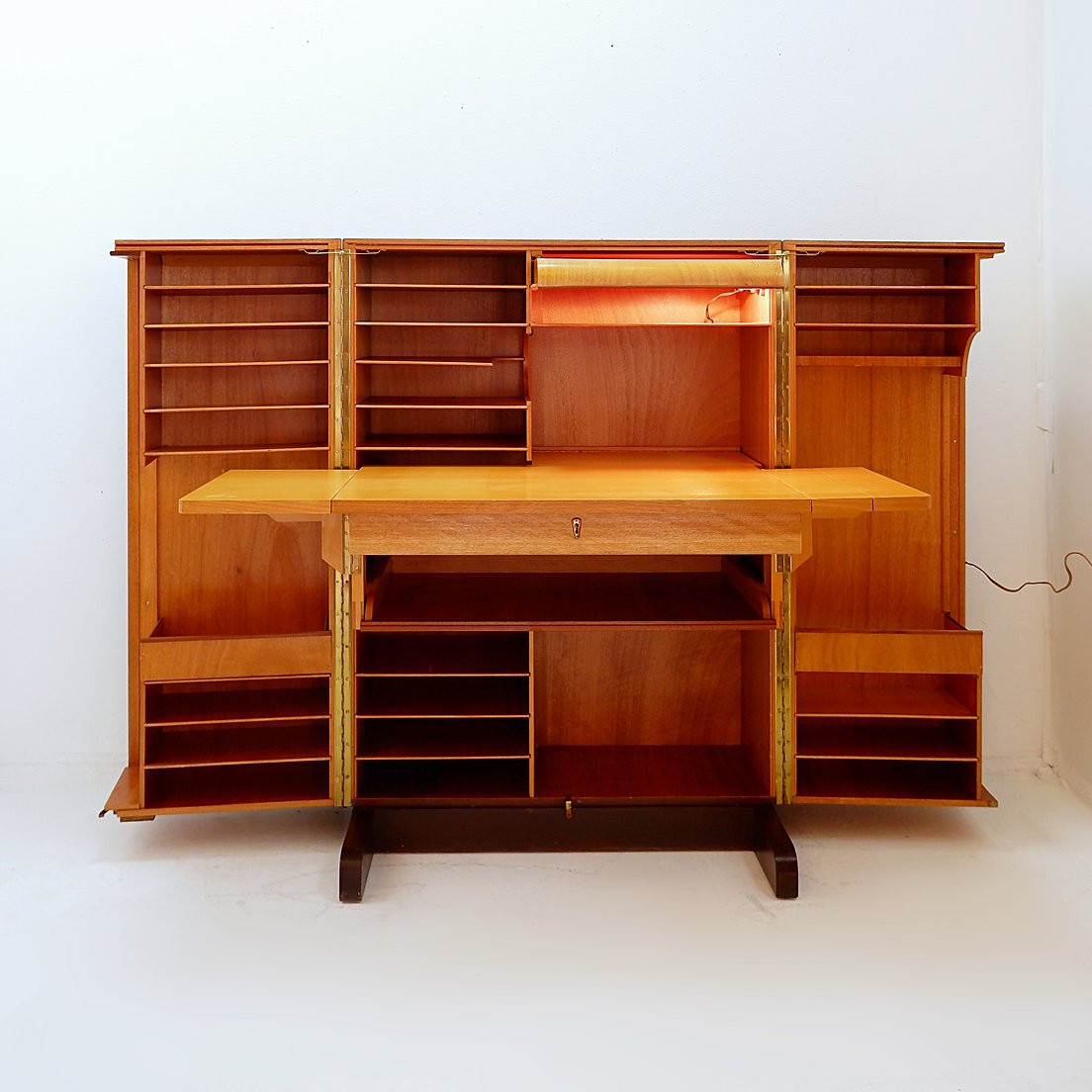 Bureau « Boîte Magique » des Ateliers Genestar à Paris - Années 1960-photo-4