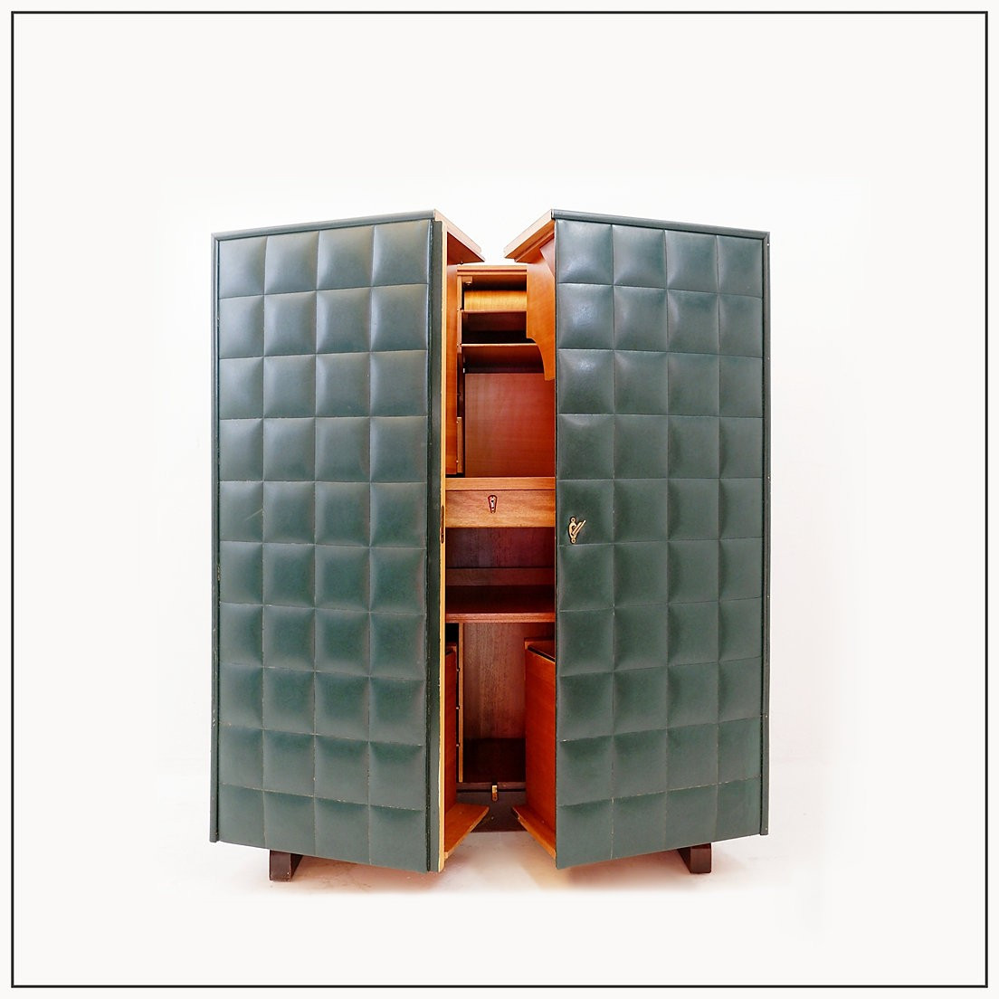 Bureau « Boîte Magique » des Ateliers Genestar à Paris - Années 1960