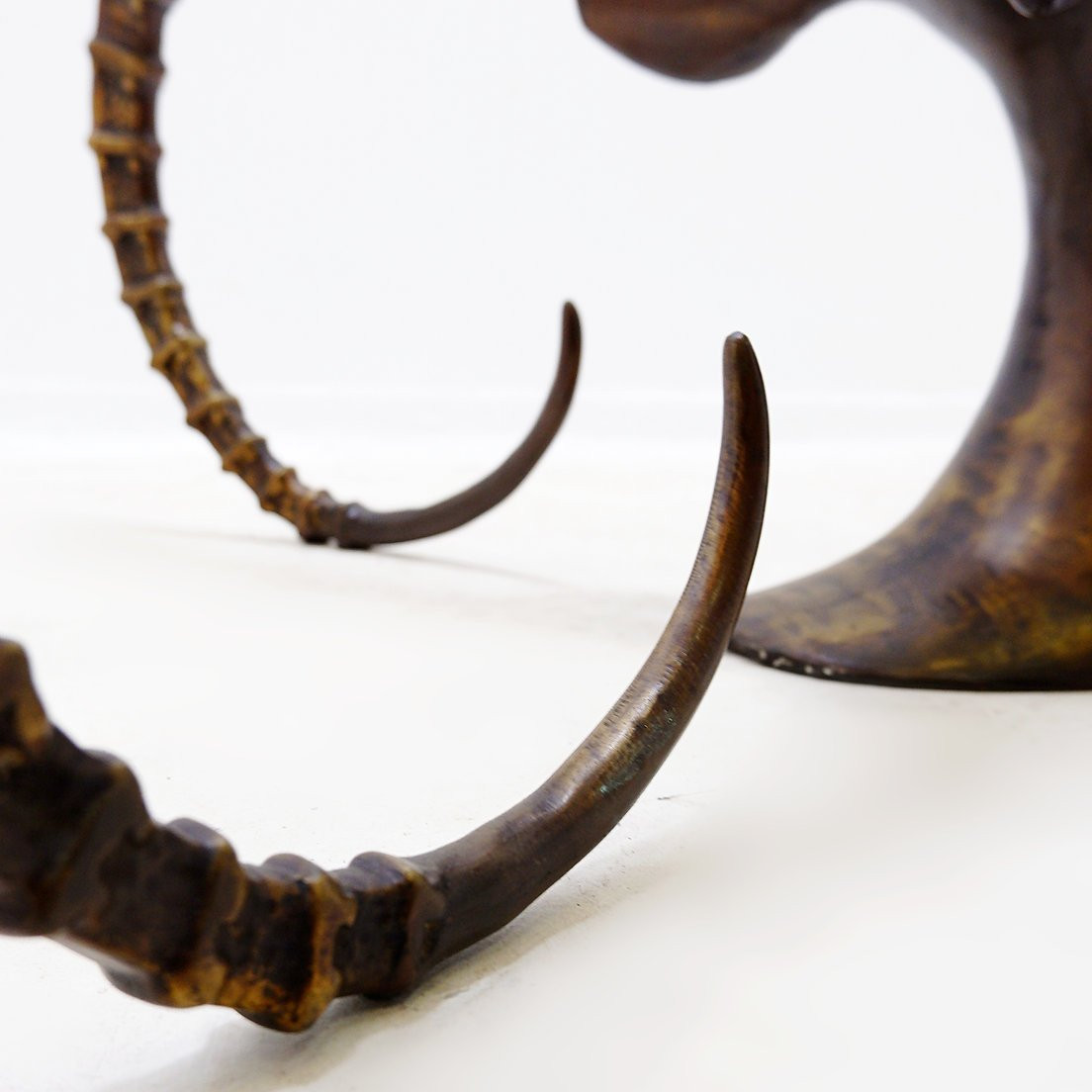 Table basse « Ibex » style Alain Chervet - Années 1970-photo-2