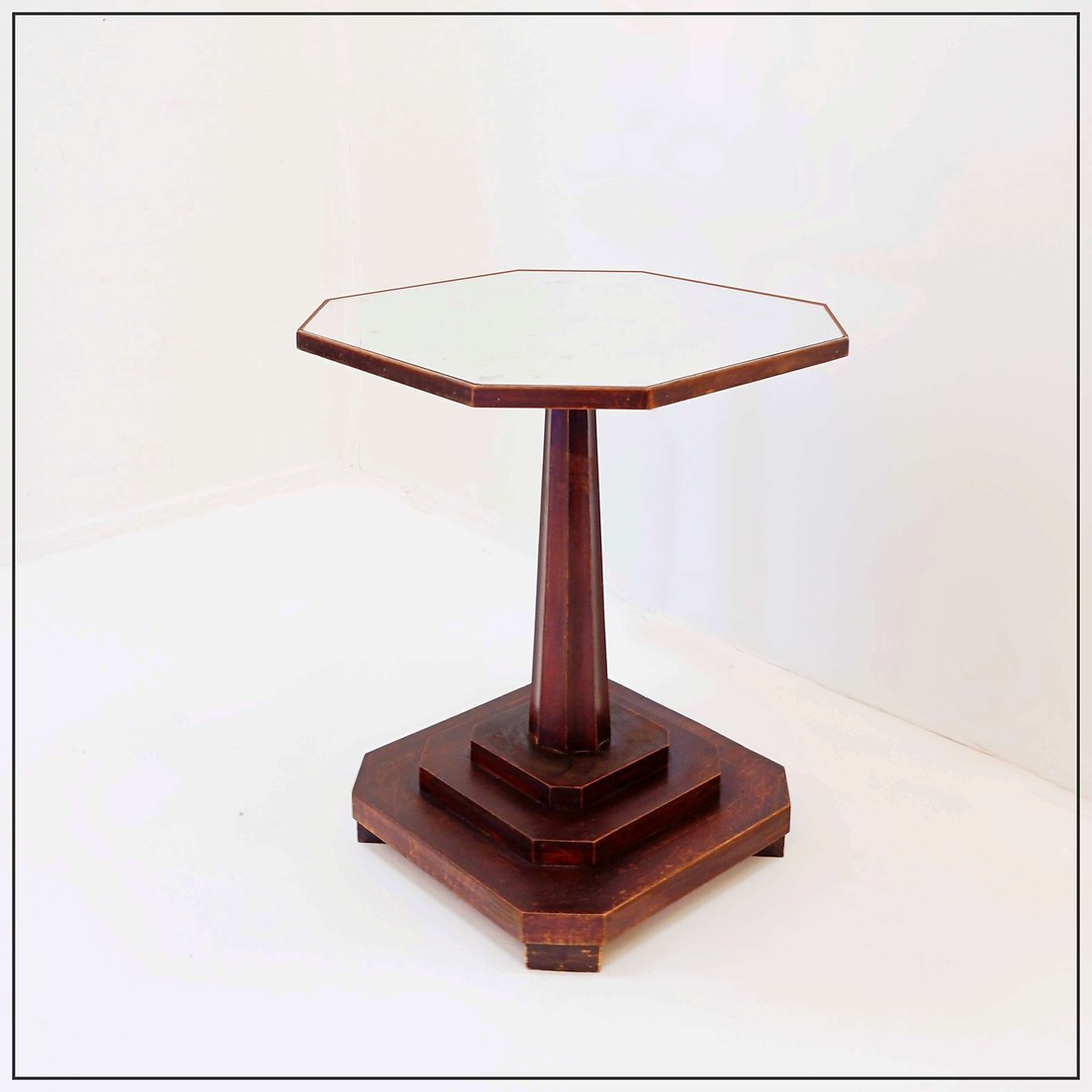 Table octogonale sur pied de style Art déco français - années 1930