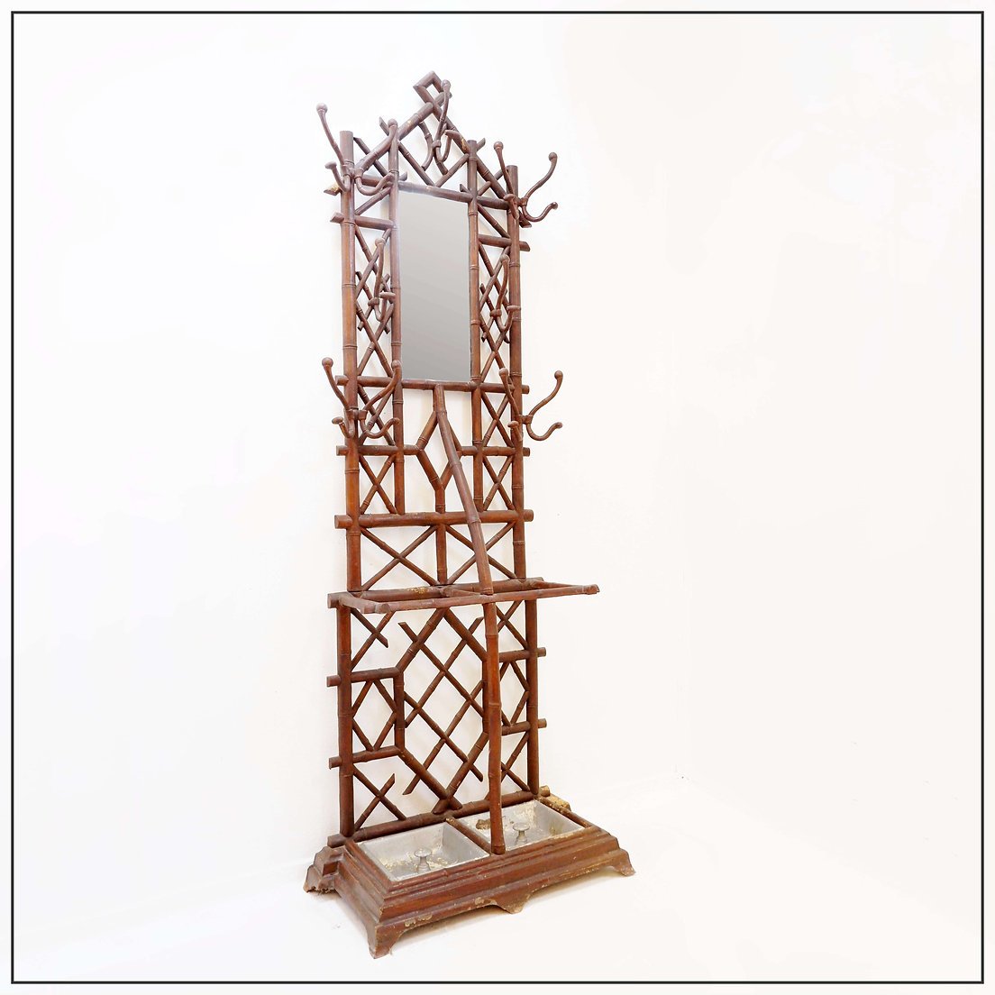 19th-century Regency-style Coat Rack Or "vivier d'Entrée"  Cast Iron And Faux Bamboo