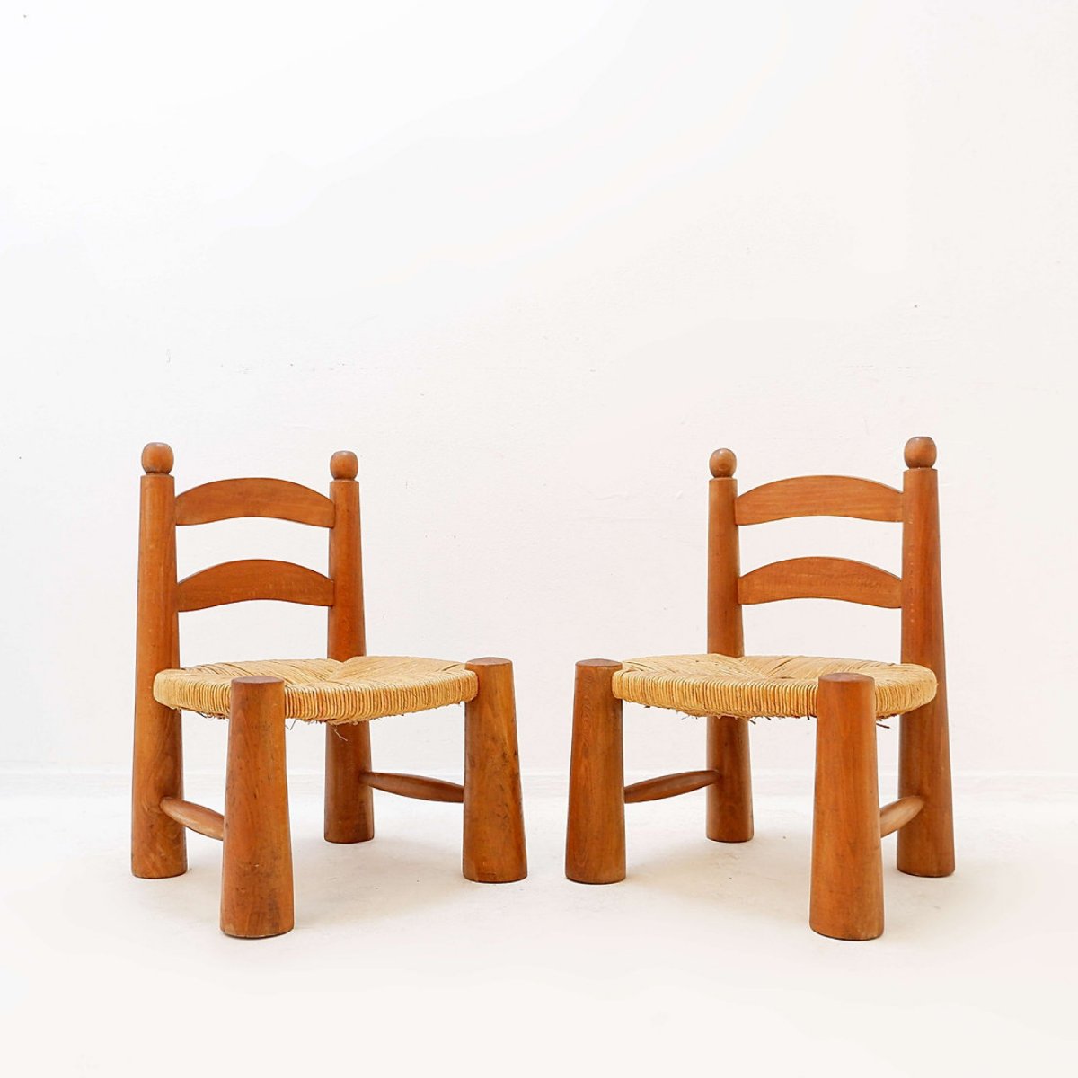 Paire de chaises basses brutalistes dans le style de Charles Dudouyt - années 1960-photo-2