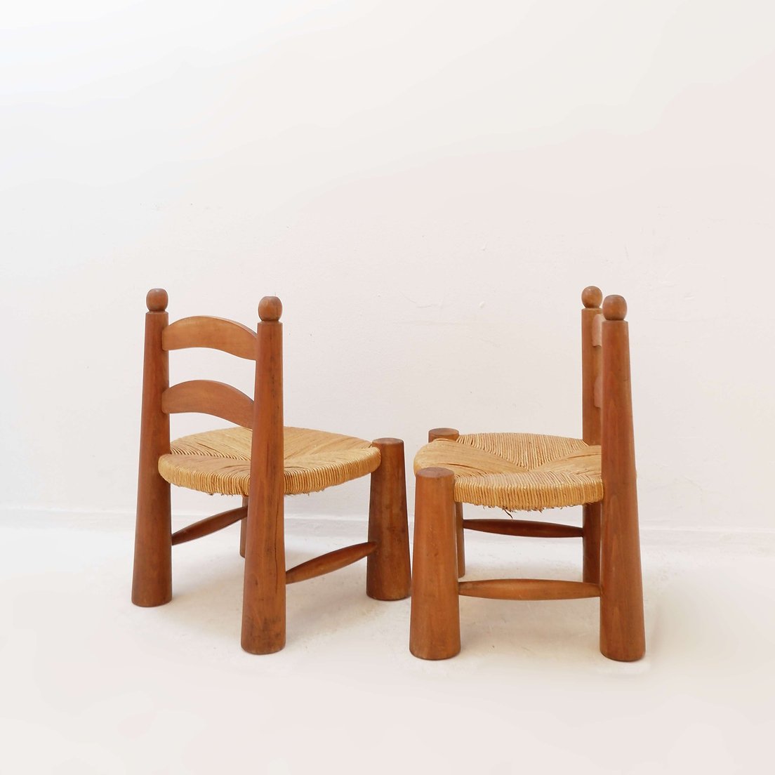 Paire de chaises basses brutalistes dans le style de Charles Dudouyt - années 1960-photo-3