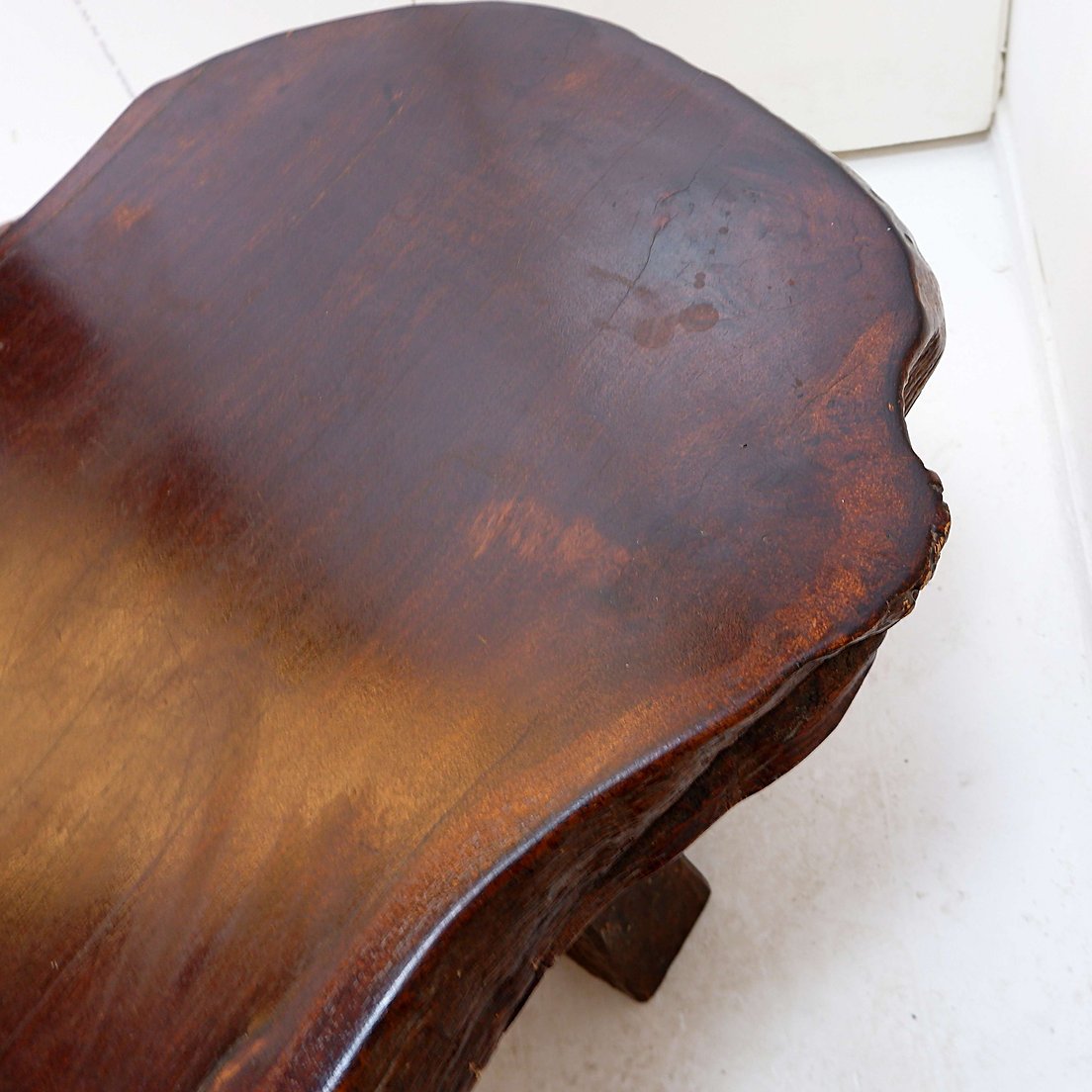 Grande table basse brutaliste « forme libre»  du milieu du siècle-photo-1