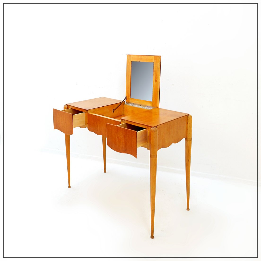 Coiffeuse avec miroir, abattant et tiroirs - XXe siècle