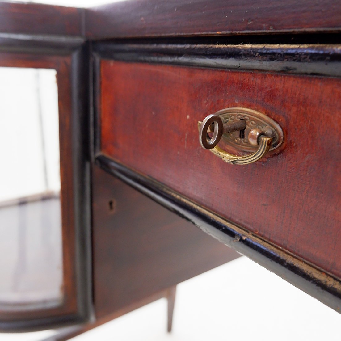 Console Table With Curved Glass Doors – Art Deco Style-photo-6