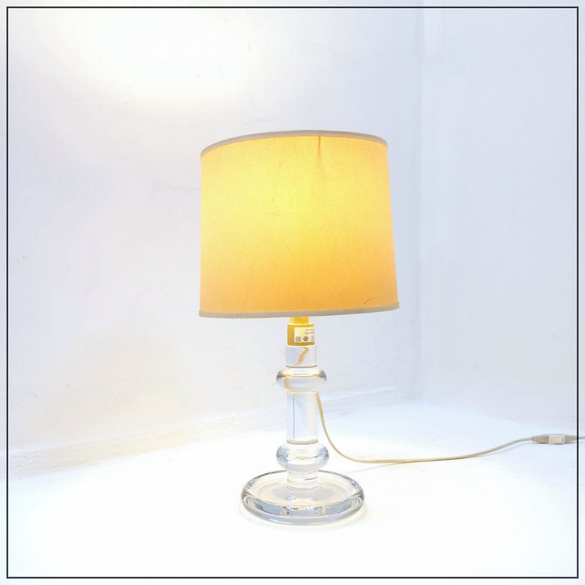 Lampe à poser en verre modèle « Sheraton », par Michael Bang pour Holmegaard – Années 1970 