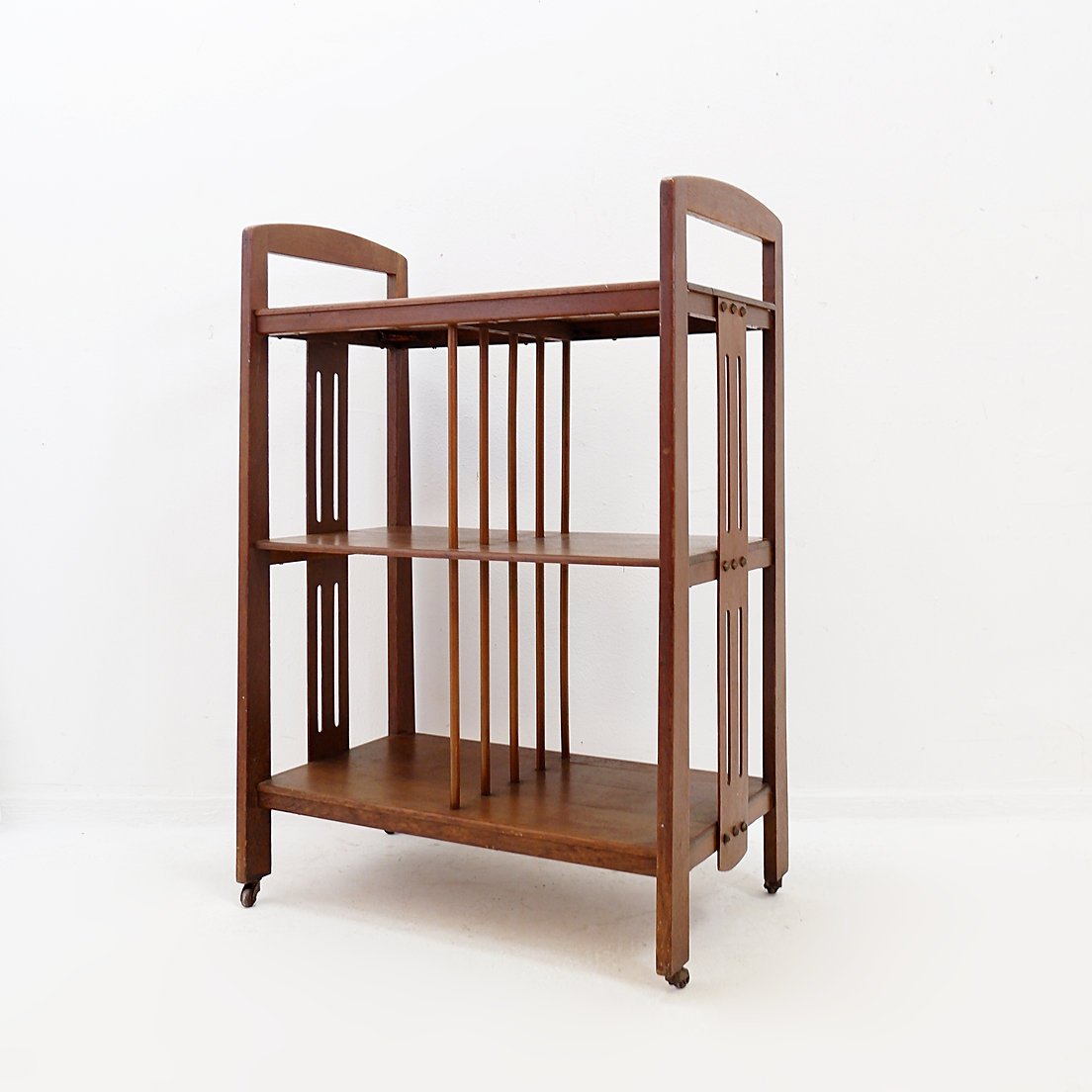 Étagère Art déco – Porte-revues sur roulettes-photo-2