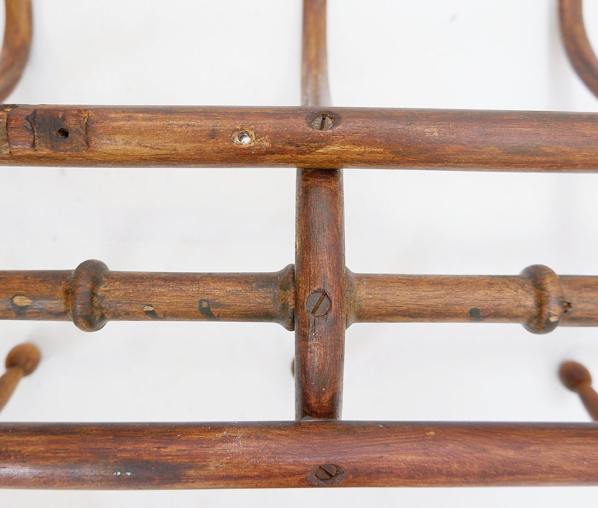 Portemanteau mural en bois courbé style Thonet – Début du XXe siècle-photo-2