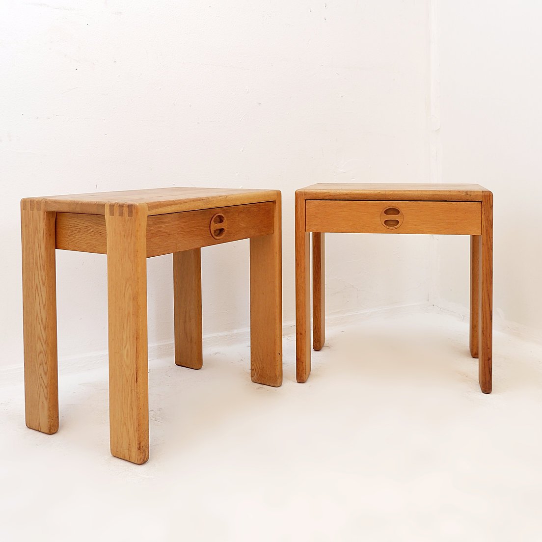 Paire de tables de chevet en chêne par Esko Pajamies pour Asko, Finlande, années 1960-photo-2
