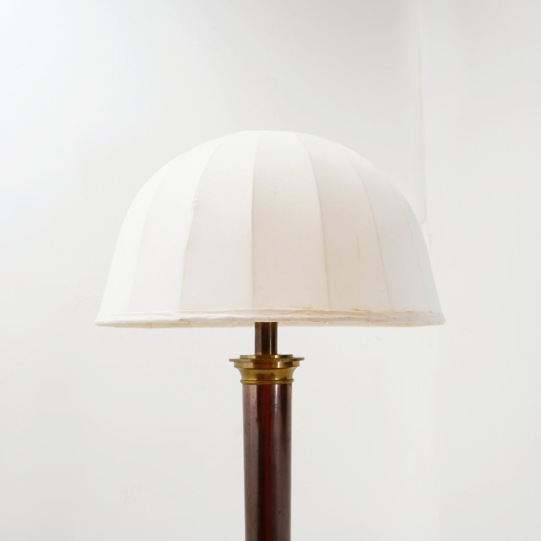 Hollywood Regency Tripod Floor Lamp In Metal With A Bronze And Brass Finish – 1950s-photo-1